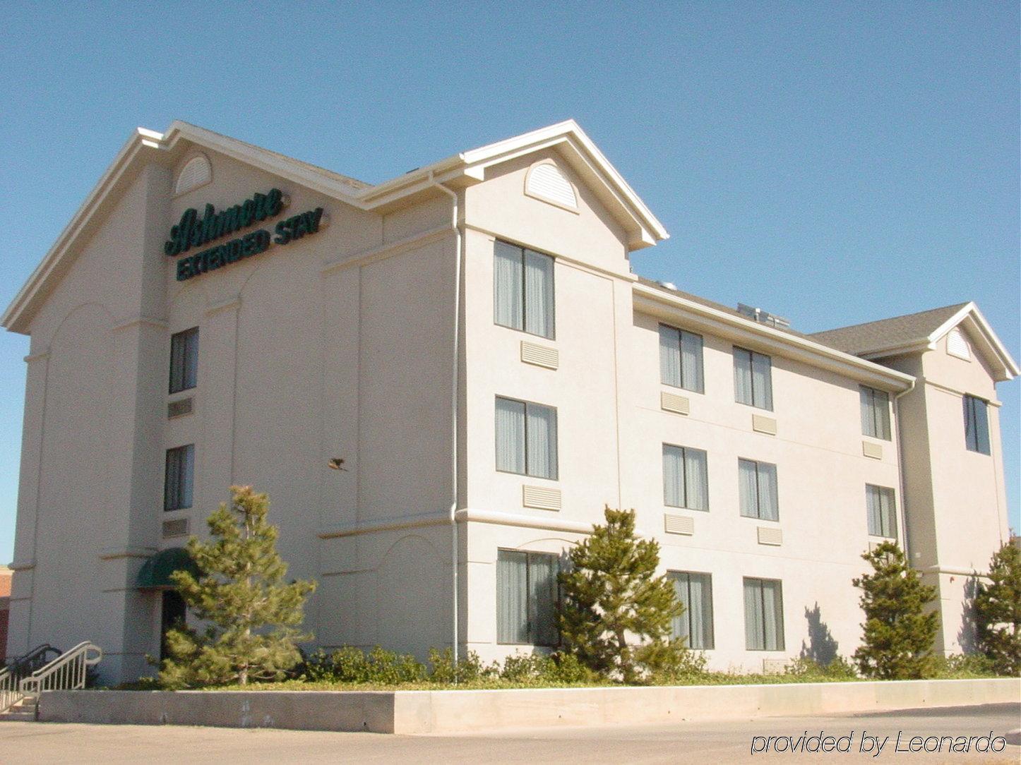 Ashmore Inn And Suites Лаббок Экстерьер фото