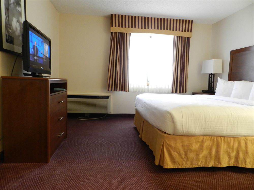 Ashmore Inn And Suites Лаббок Экстерьер фото